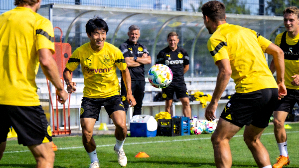 多特蒙德新援前锋首次参加球队合练
